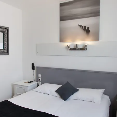Cit'hotel Les Eleis