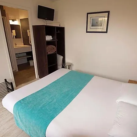 Otel Cit'hotel Les Eleis 3*