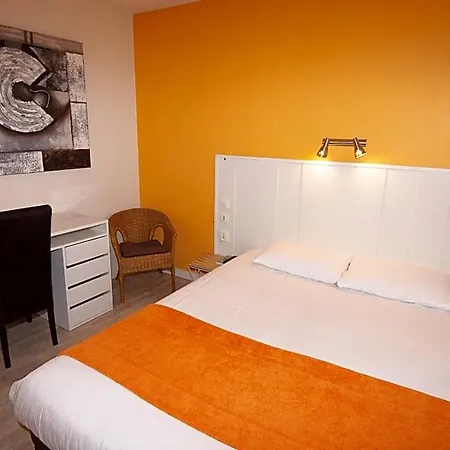 Otel Cit'hotel Les Eleis 3*