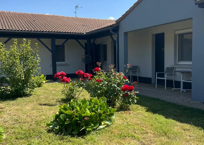 酒店 Cit'hotel Les Eleis 圣马丁德弗莱